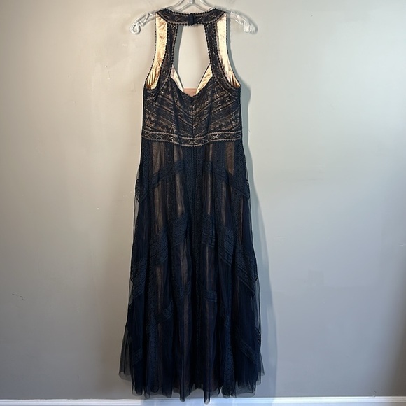 NWT City Chic Navy Lace Maxi Dress Divine Whimsy Size XXS 12 - Picture 3 of 16